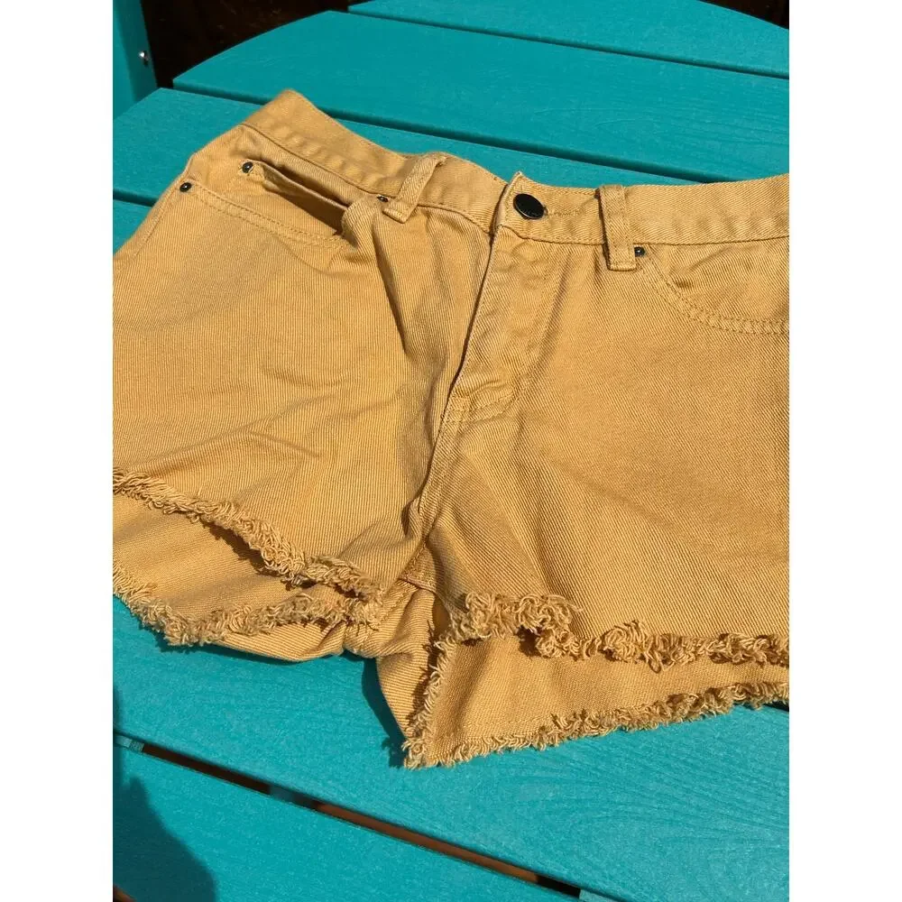 Billabong x Wrangler Drift Away Frayed Denim Shorts Mustard Yellow Womens 25 EUC